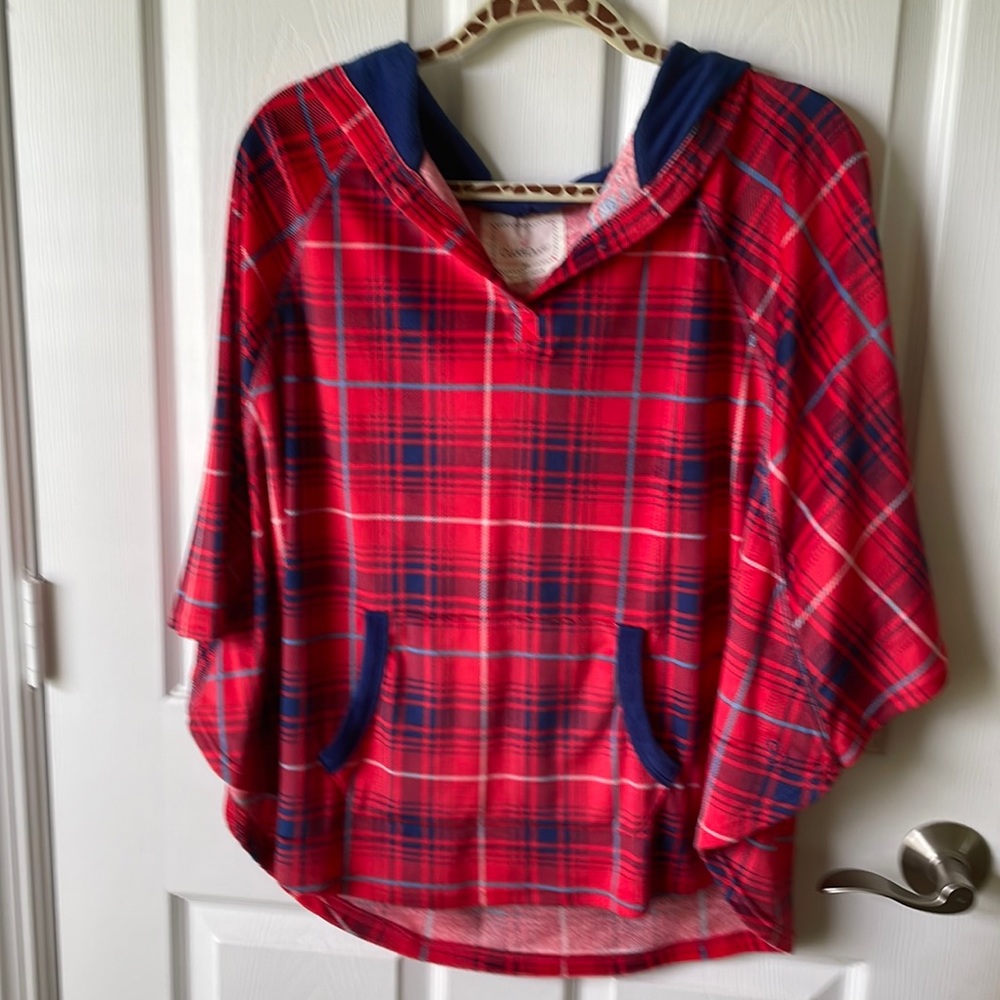 CuddlDuds poncho with pockets 3/4 bat sleeves brand new